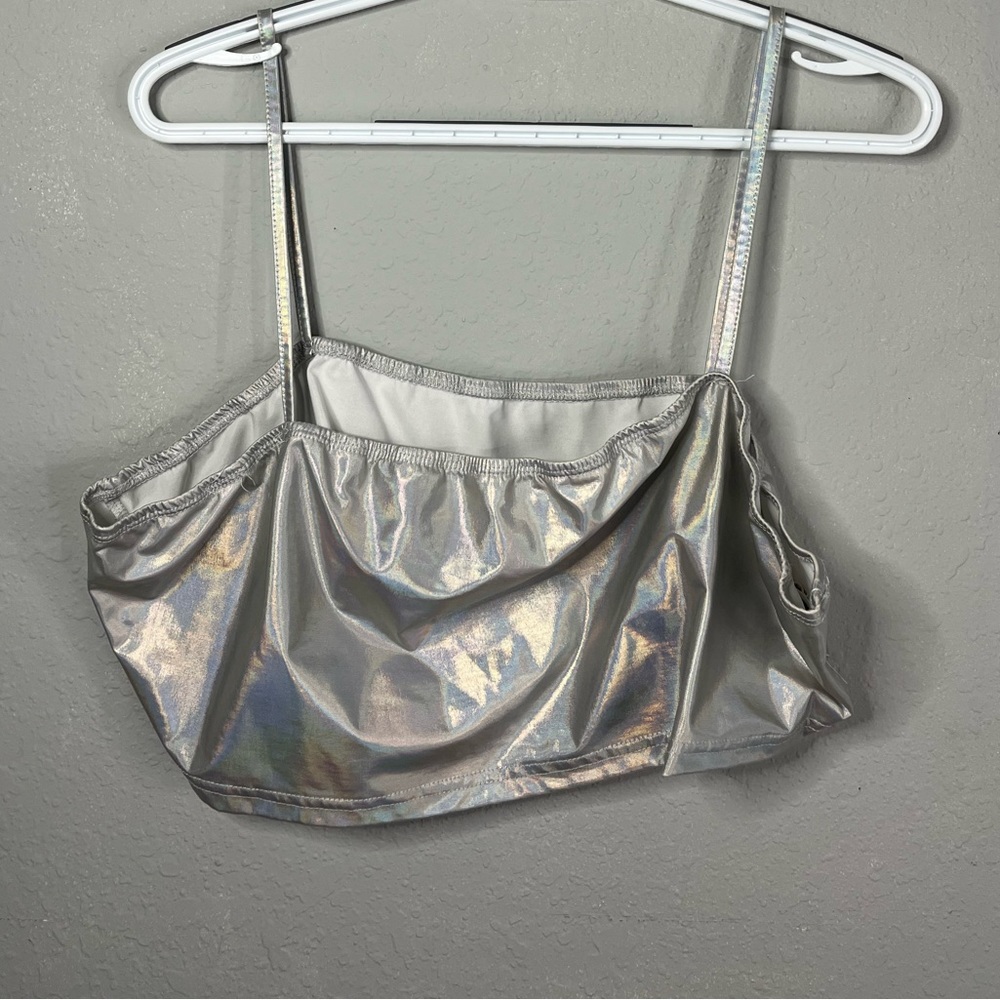 Holographic crop top !💜